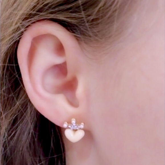 💝MUST BUNDLE💝 NEW Jeweled Princess Tiara Heart Earrings - Picture 3 of 7